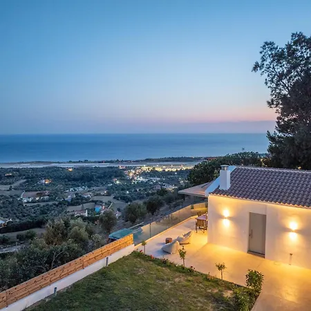 Zoe's Holiday home *